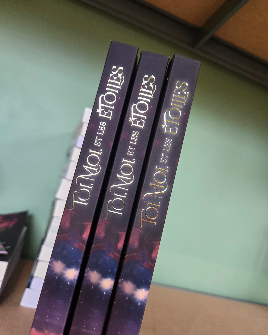 Box Relié T1 collector Toi. Moi. Et les étoiles avec ses goodies